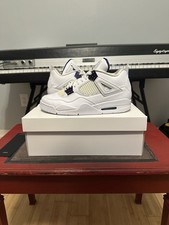 Air Jordan 4 Retro Metallic